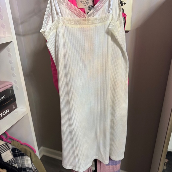 Slip nite gown - Picture 3 of 4